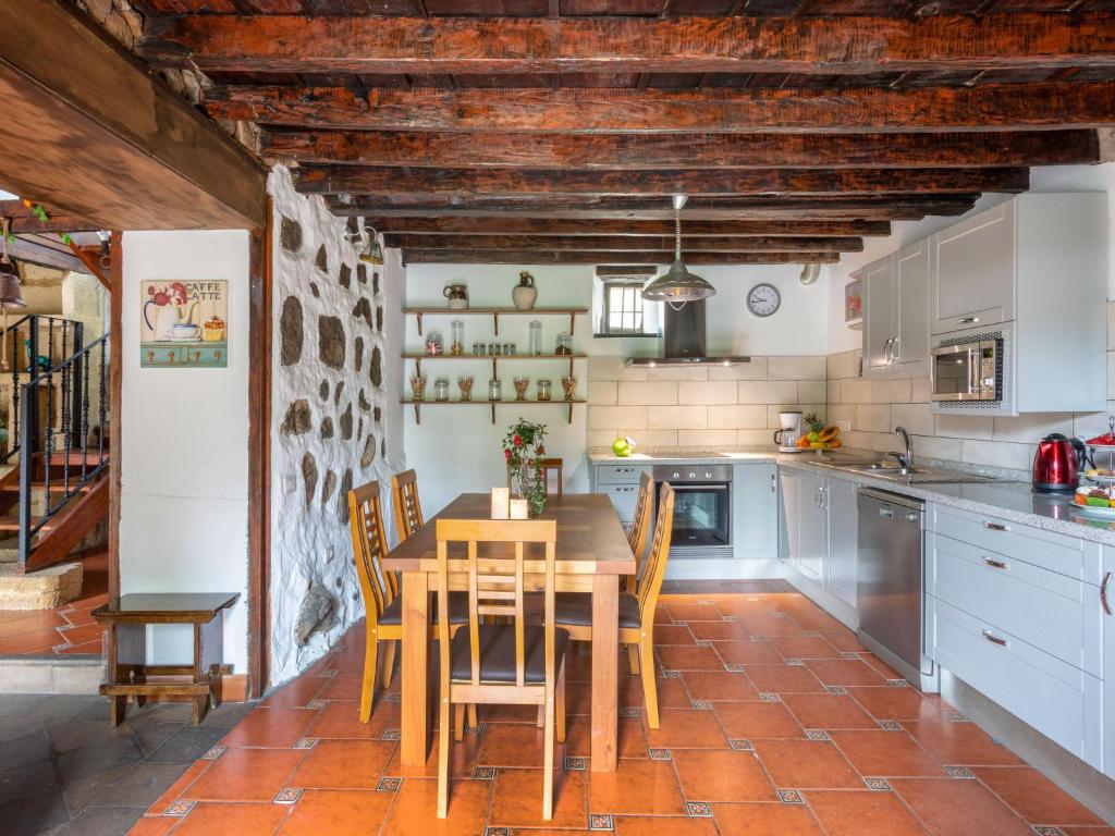 Chalet Villa Torrita by Interhome photo 3