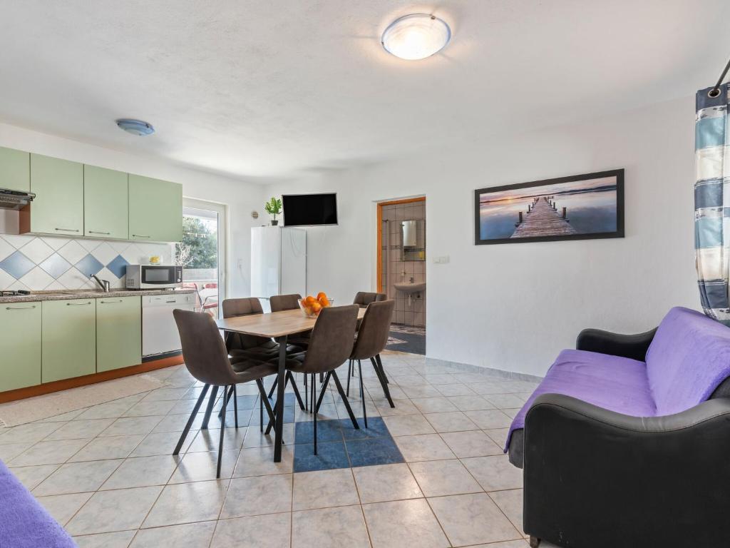 Enticing Apartment in Vir near Seabeach photo 1