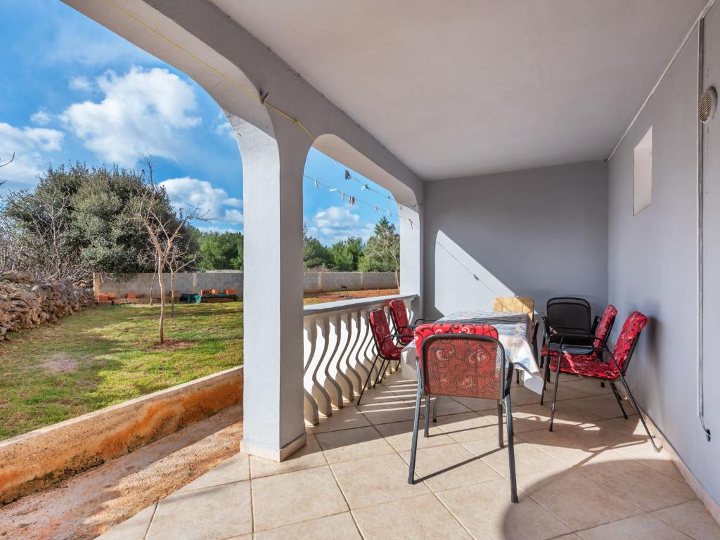 Enticing Apartment in Vir near Seabeach photo 2