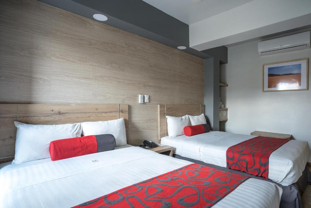 Четырехместный (Двухместный номер с 2 двуспальными кроватями), Hotel Roble