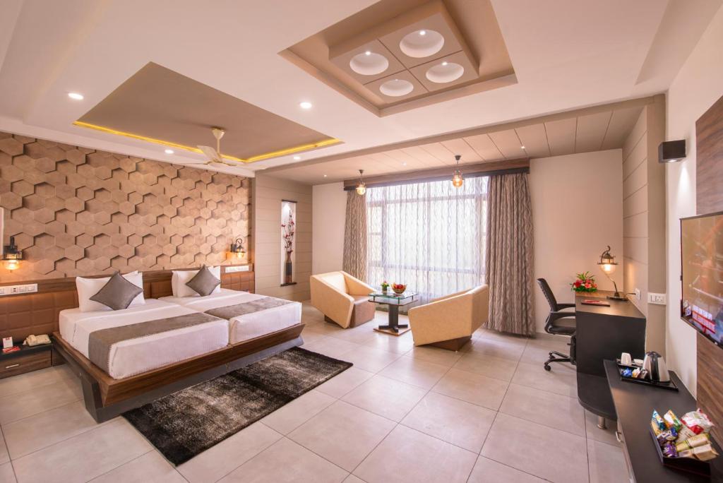 Lords Eco Inn Morbi photo 1