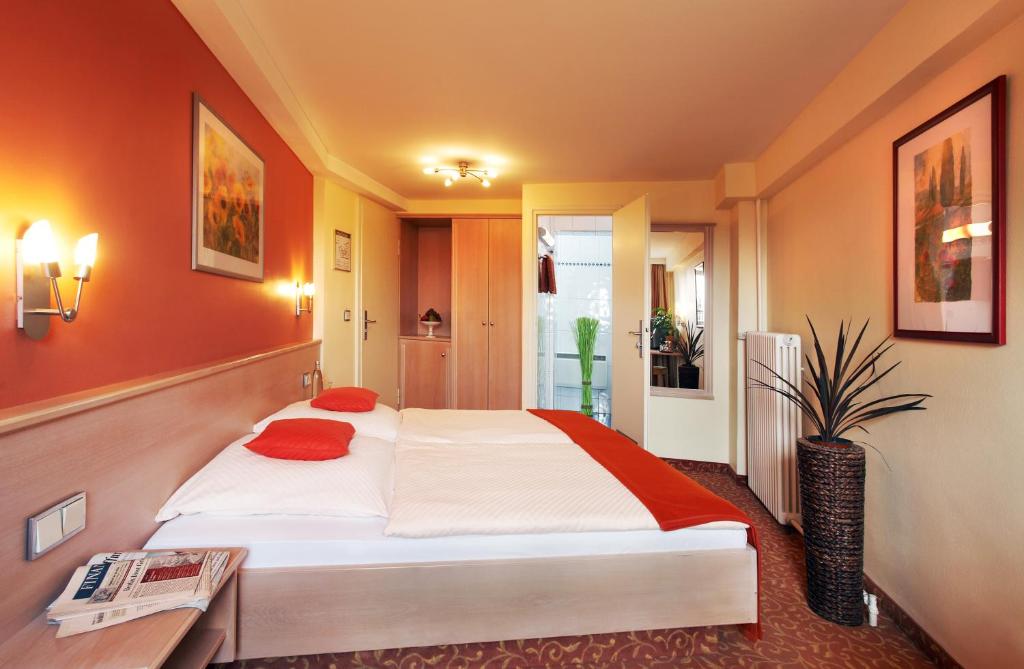 Одноместный (Одноместный номер «Комфорт»), Hotel ADRIA München