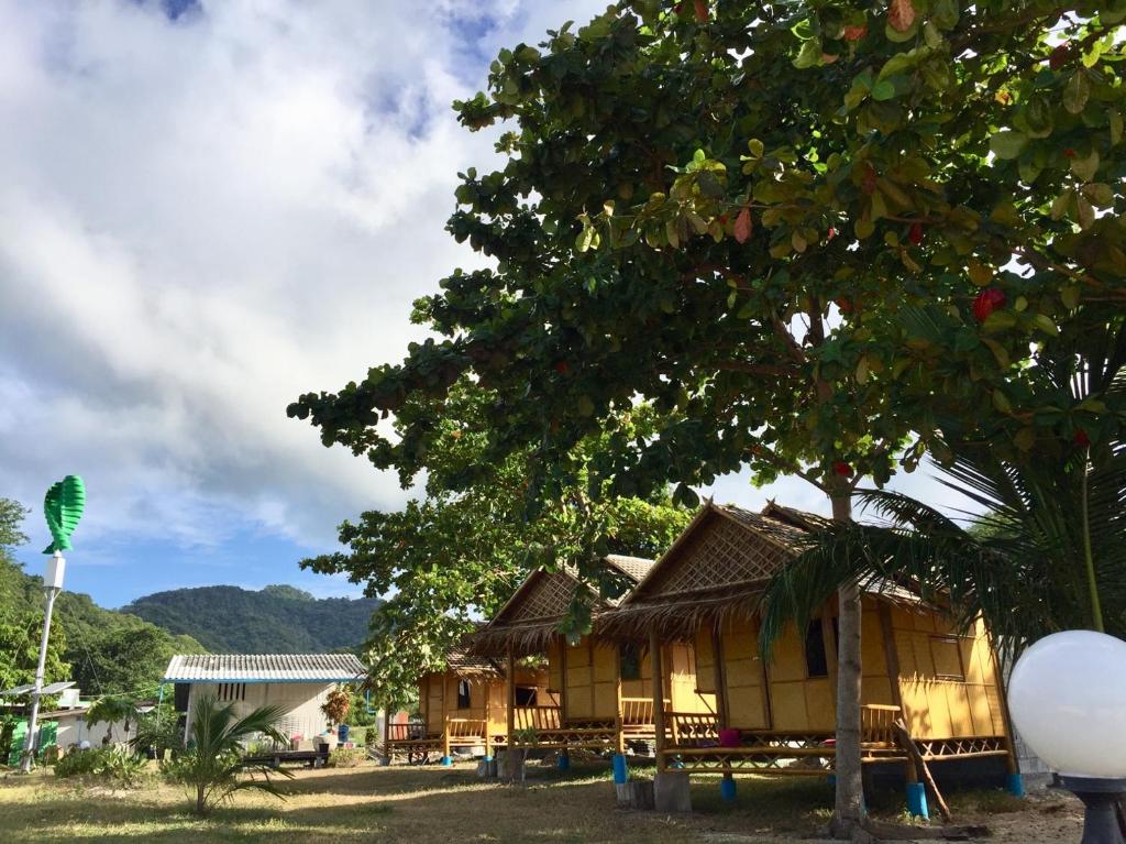 Koh Phaluai Beach Bangalow photo 2
