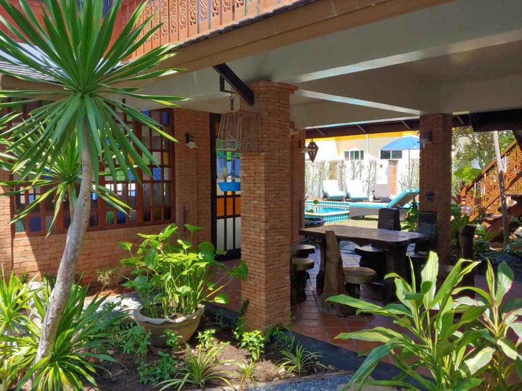 Вилла (Улучшенная вилла), Lemon Tree Naturist Resort Naiharn Beach Phuket