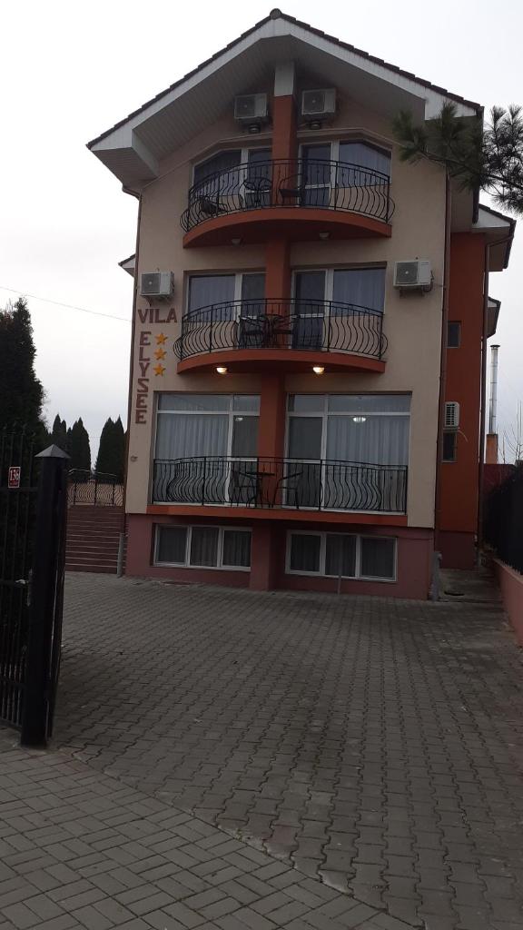 Vila Elysee photo 1