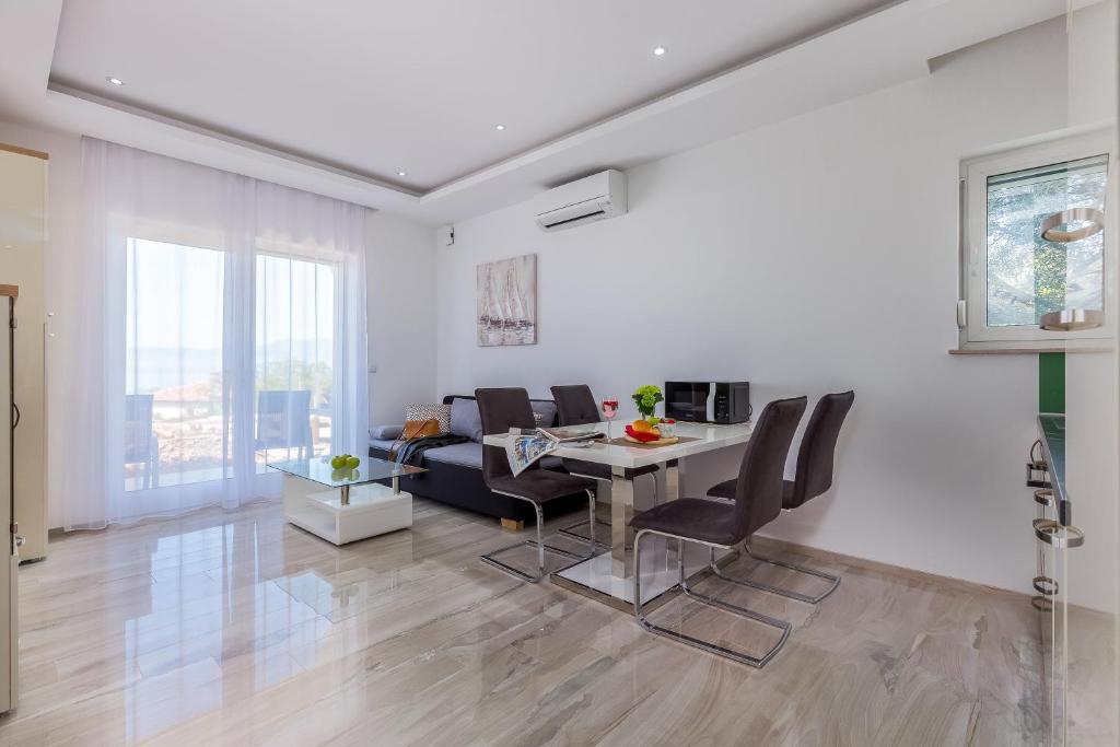 Luxury apartments Kostrena with pool 2 photo 2