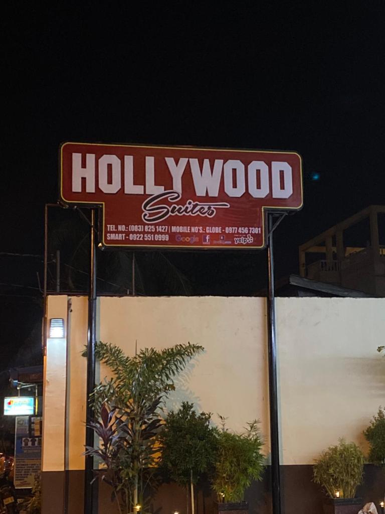 Hollywood Suites photo 1