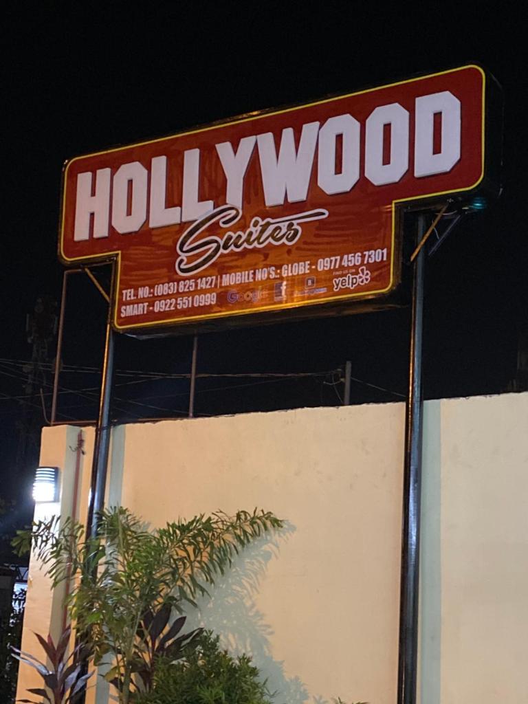 Hollywood Suites photo 2