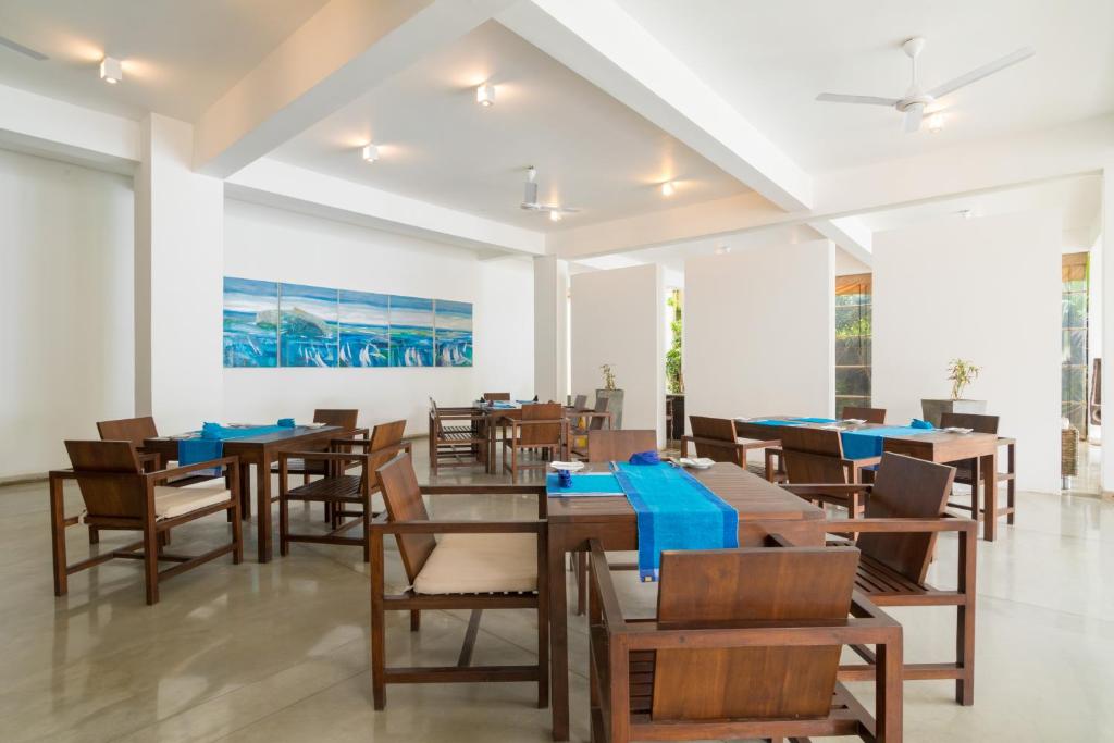 Roman Beach Hotel photo 4