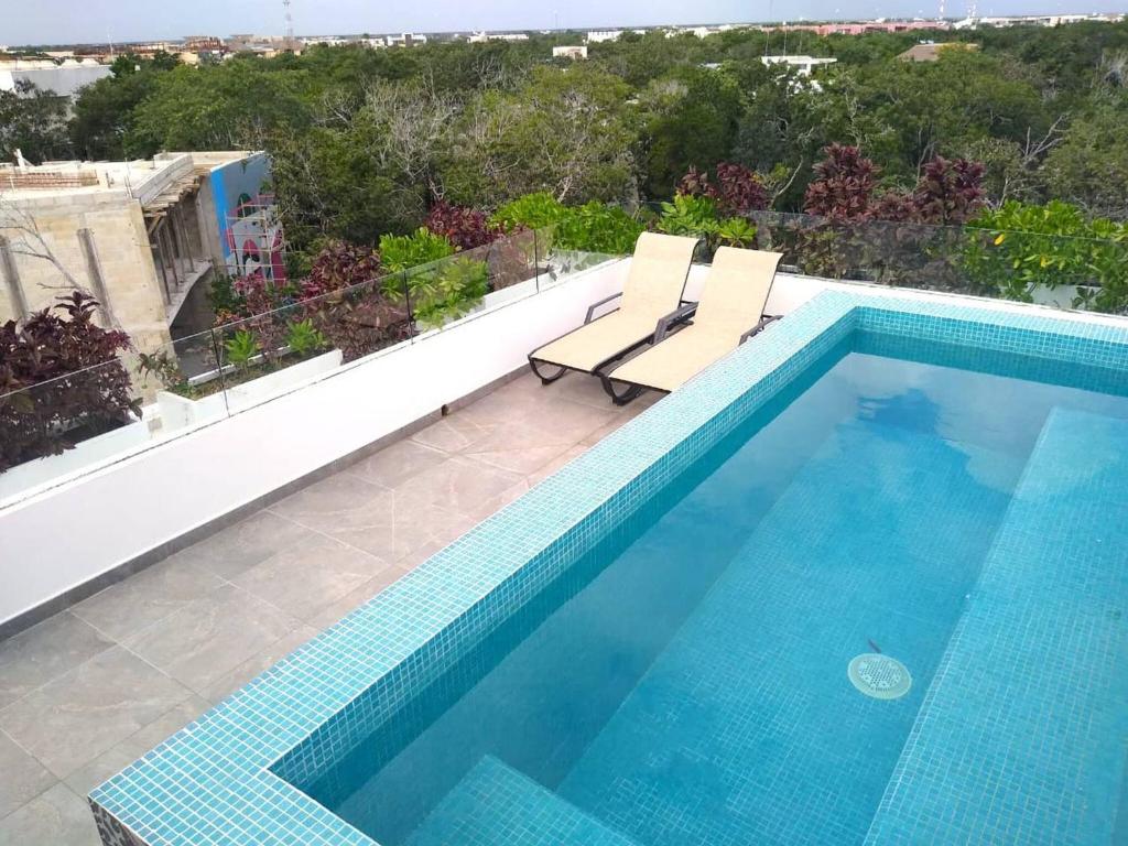 Private Roof w Plunge Pool Brand New 2 Br Penthouse for 6 sleeps photo 1