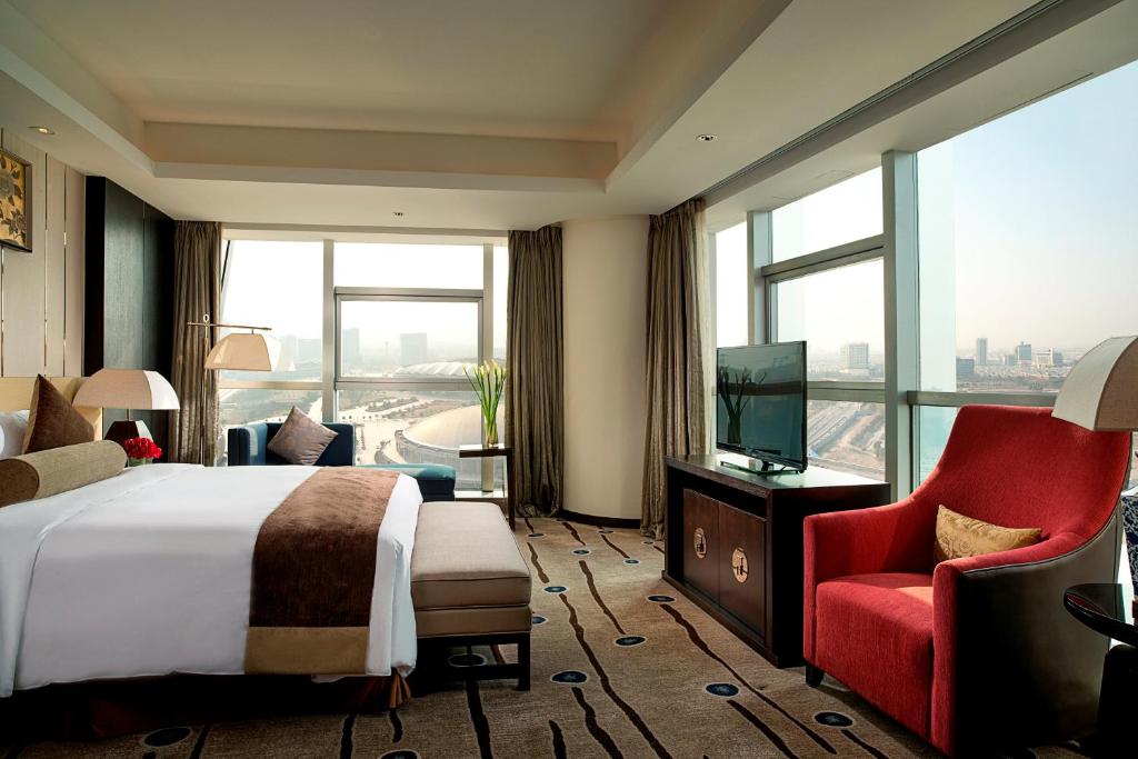Сьюит (Улучшенный люкс), Crowne Plaza Yiwu Expo