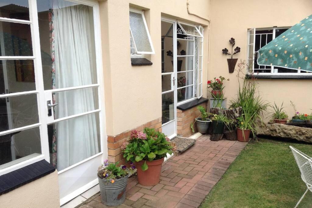 Clarens Socialites Garden Apartment #2 photo 3
