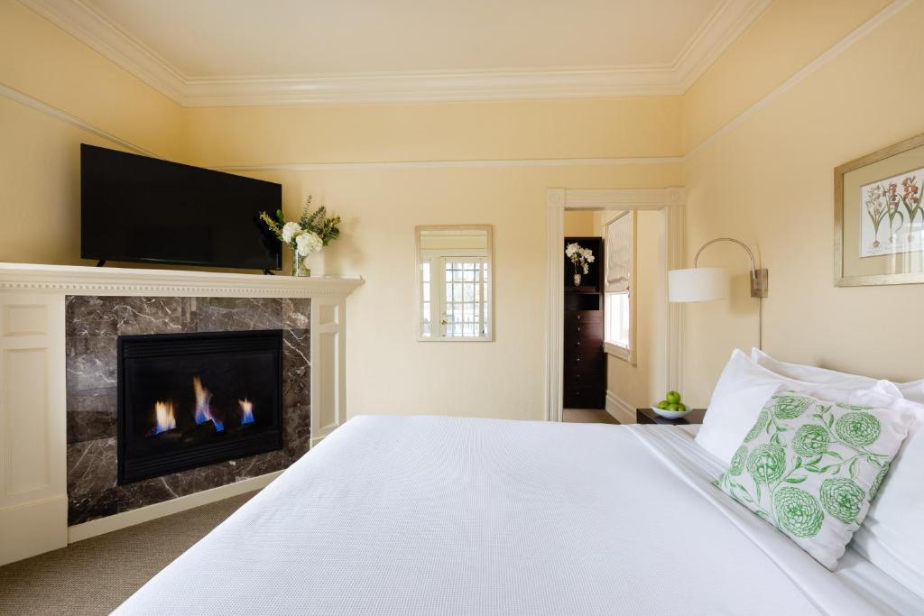 Healdsburg Inn on the Plaza, A Four Sisters Inn photo 2