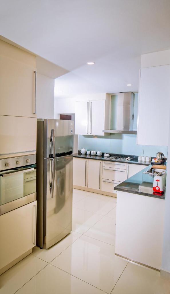 Platinum One Suites photo 3