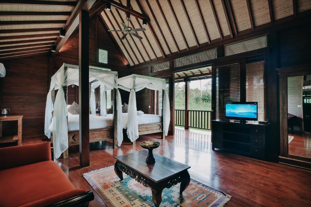 Номер (Teakwood House Two-Bedroom), BeingSattvaa Retreat Villa