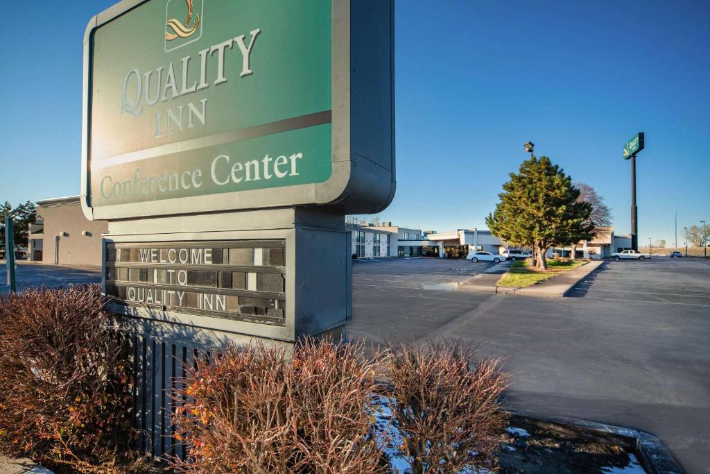 Quality Inn and Conference Center I-80 Grand Island image