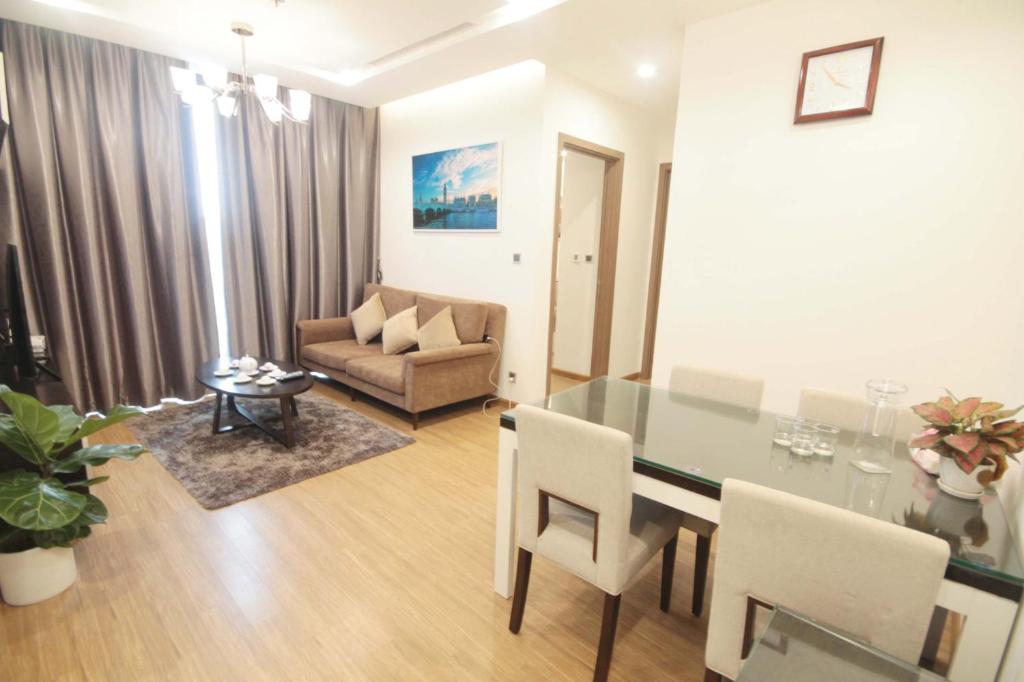 BOM HOMESTAY- VINHOMES METROPOLIS-Service Apartment