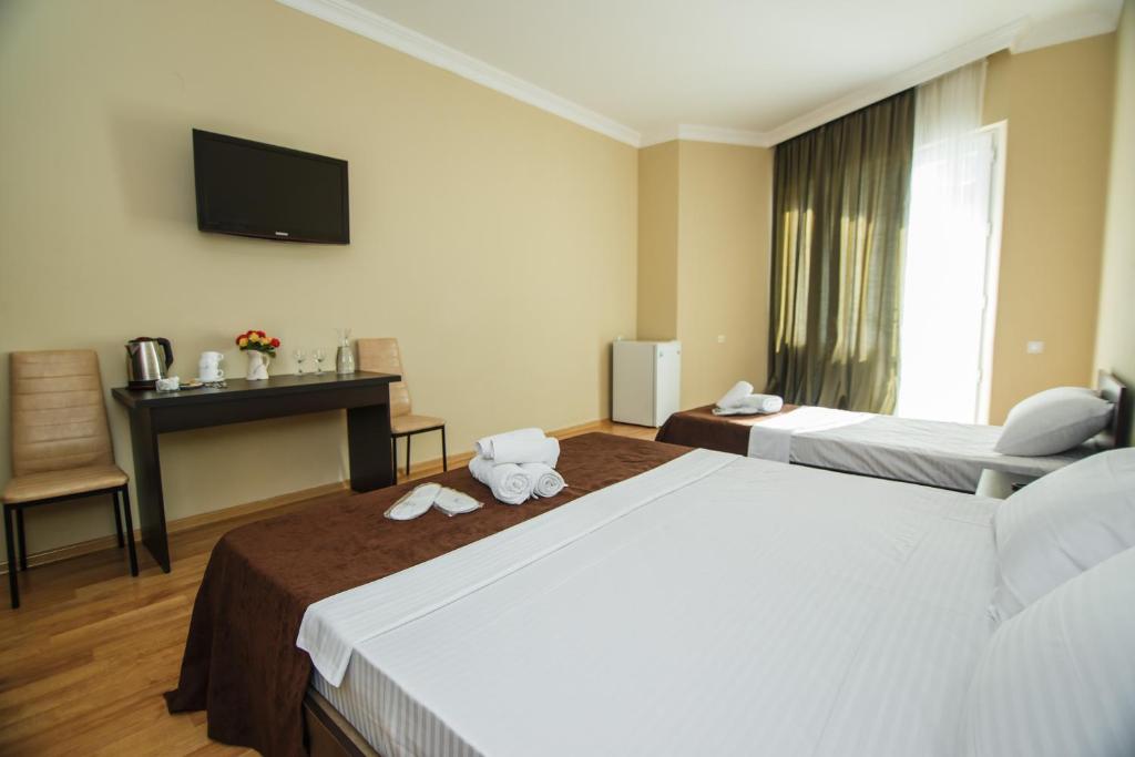 Hotel Egrisi photo 2