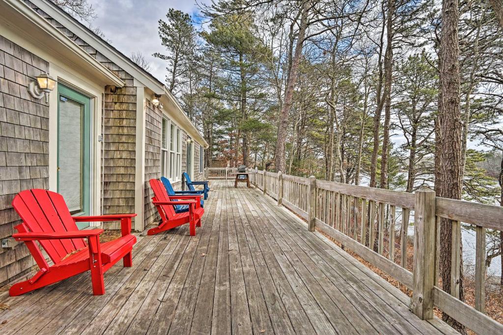 Spacious Waterfront Falmouth Home on Jenkins Pond!