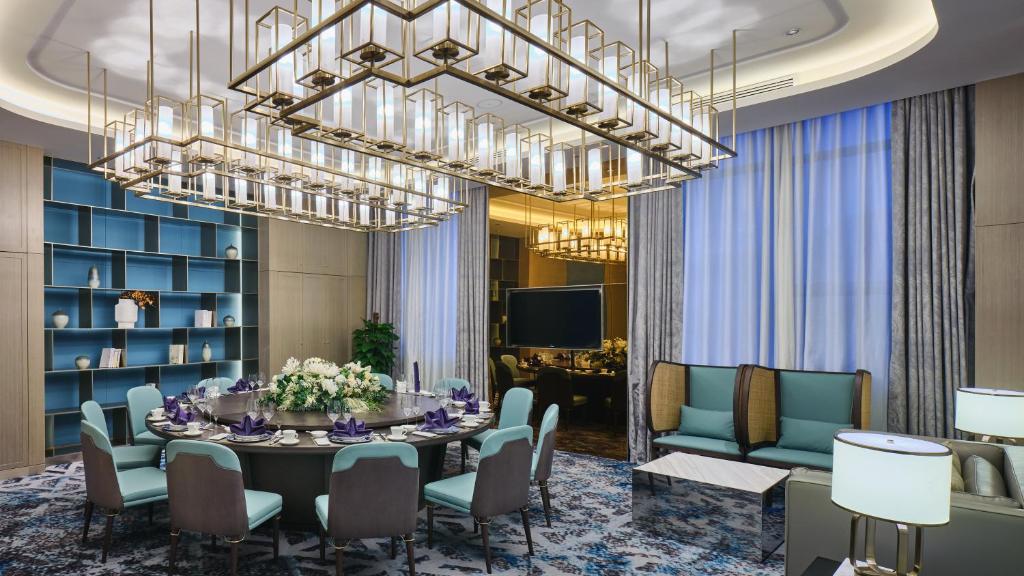 Holiday Inn Xining Hot-Spring, an IHG Hotel photo 1