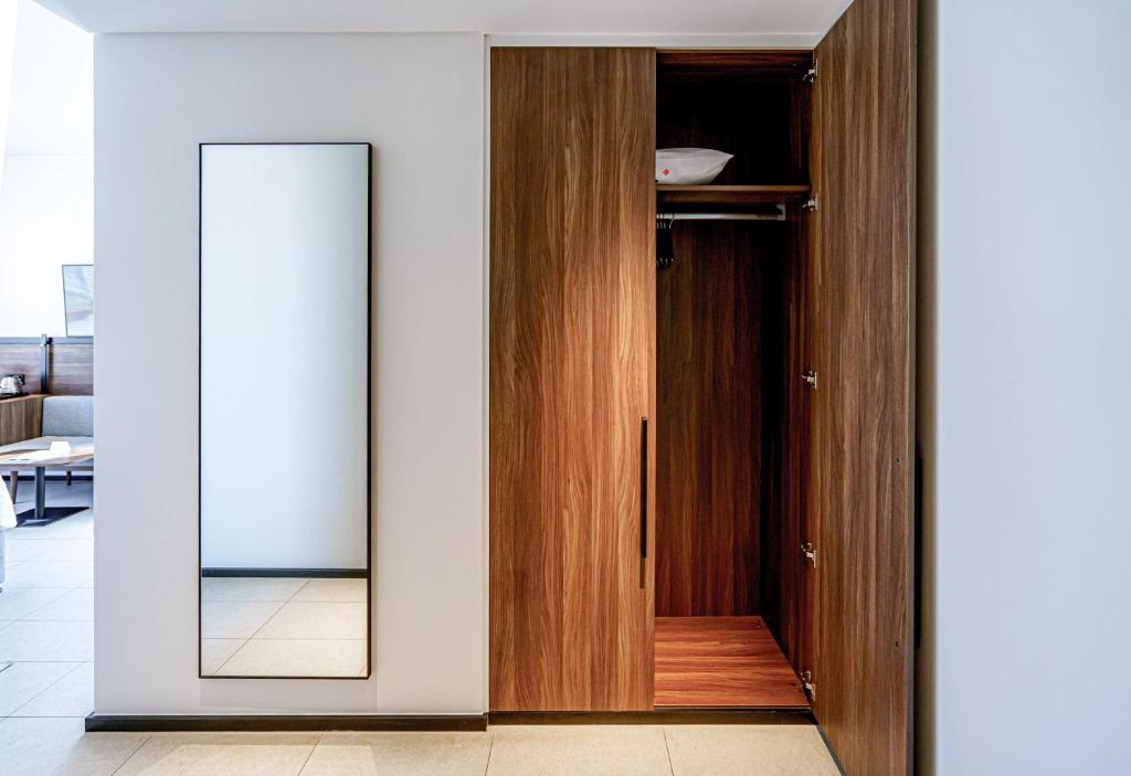 Трехместный (Номер Plus+), Отель FORM Hotel Dubai, a member of Design Hotels™
