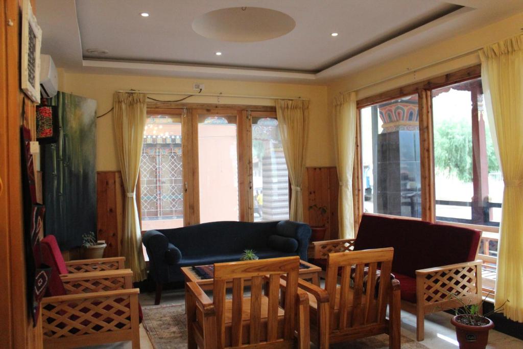 Hotel Khamsum photo 1