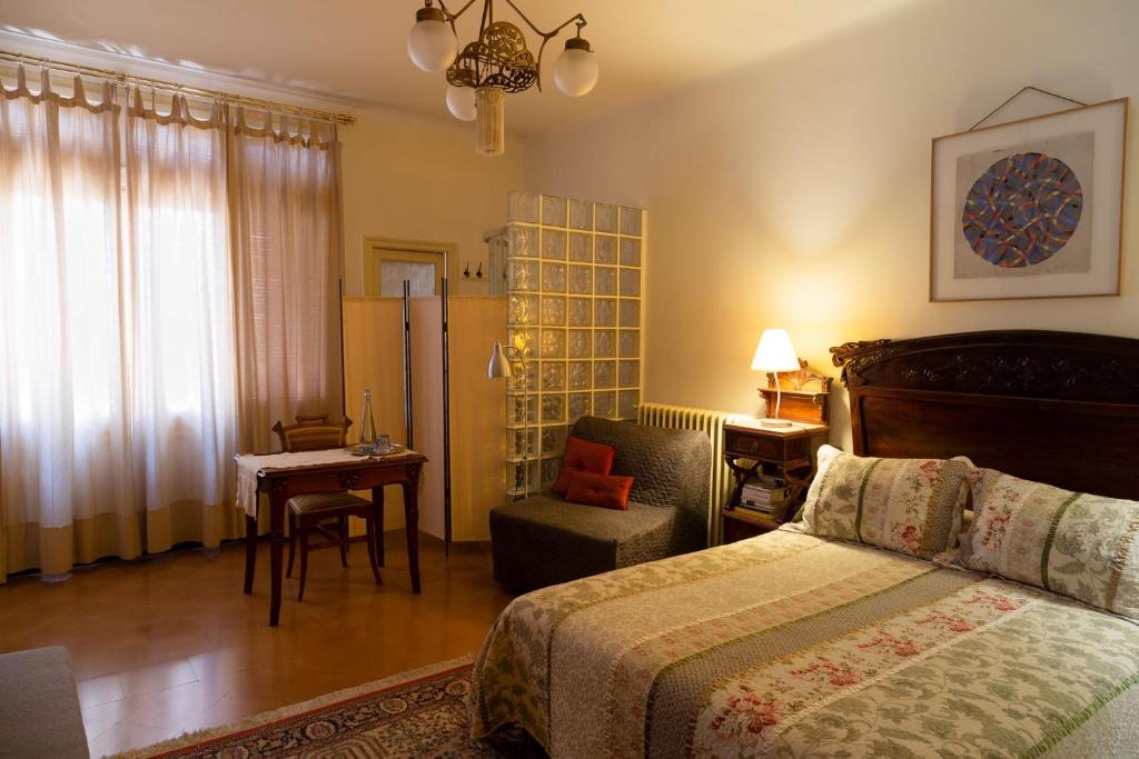 1900 B&B Terrassa - Tap to explore photos