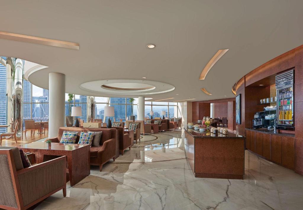 Двухместный (Клубный номер с кроватью размера «king-size»), Grand Hyatt Kuala Lumpur