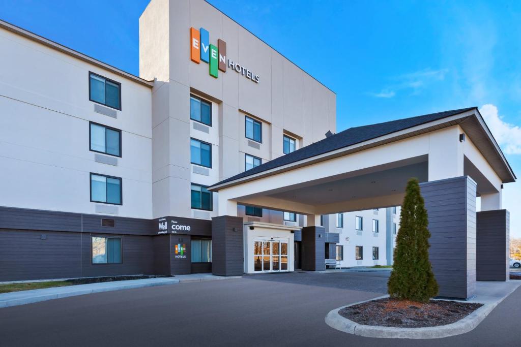 EVEN Hotel Ann Arbor S - University Area, an IHG Hotel image