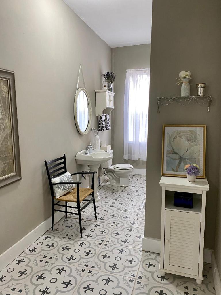 Historic McDonald Airbnb photo 4