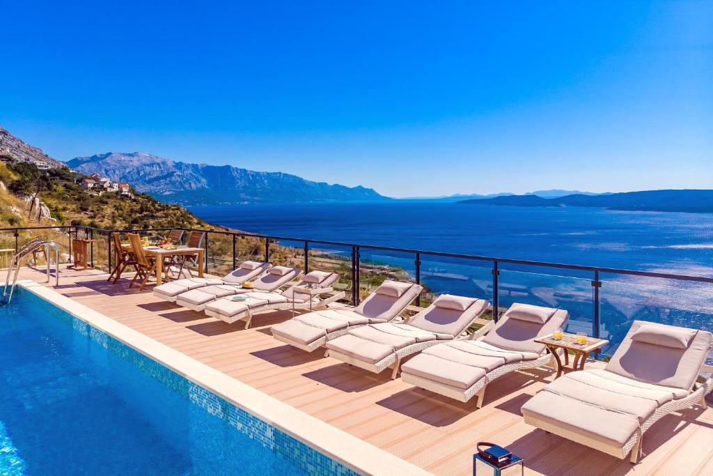 Villa Mia with private pool, Whirlpool, gym, sauna, seaviews photo 3