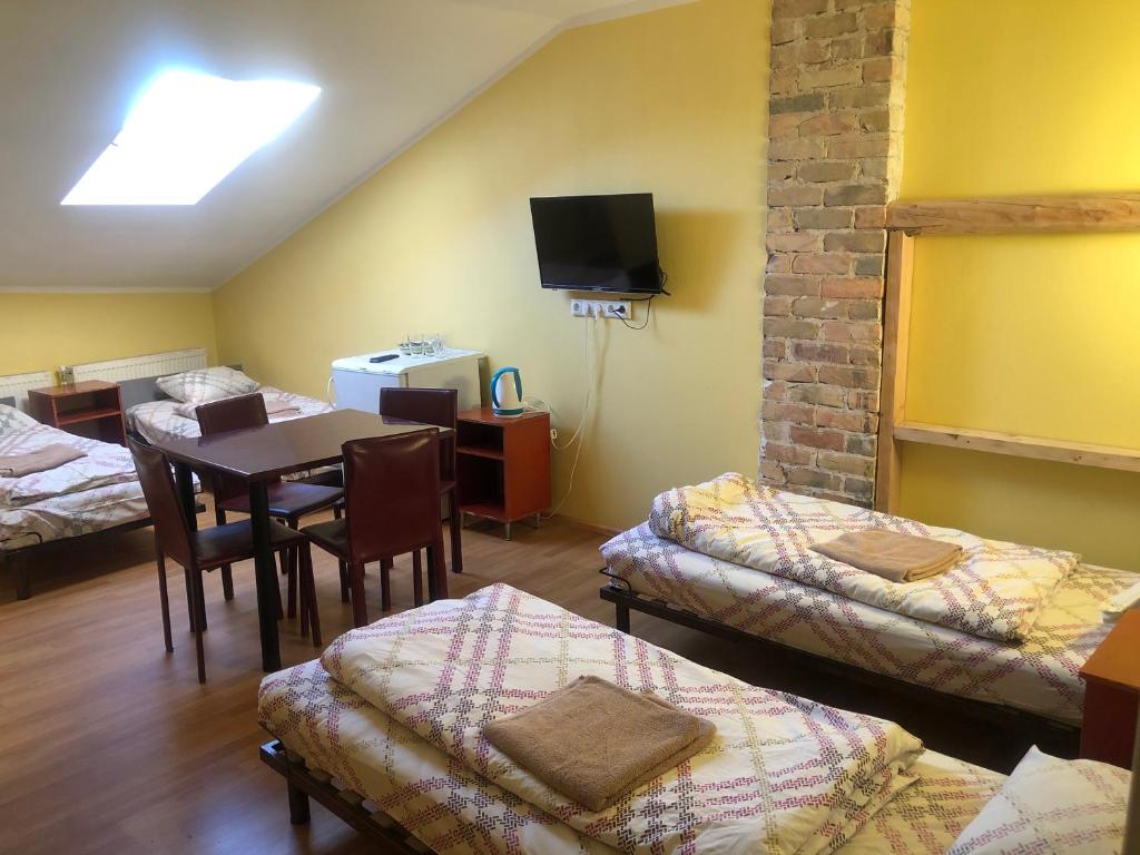 Четырехместный (Четырехместный номер в мансарде), Hotel Sabina