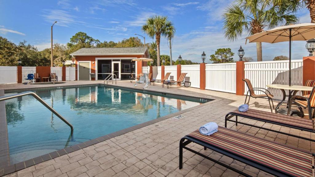 Best Western Heritage Inn & Suites image