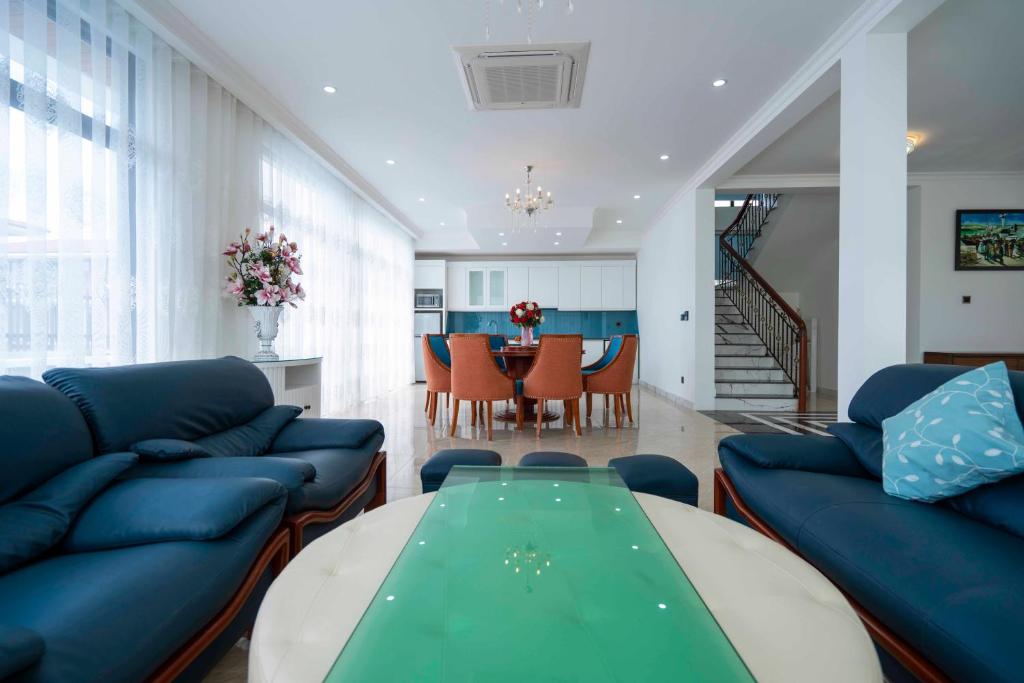 FLC Halong Bay IDCWH Villa Golf & Resort