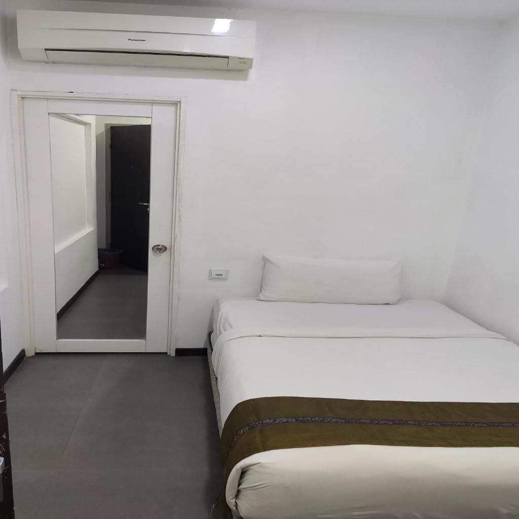 Одноместный (Стандартный одноместный номер), Swiss Hotel Kuala Lumpur