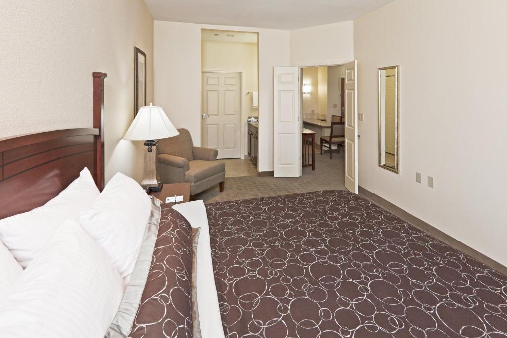 Staybridge Suites Oklahoma City Airport, an IHG Hotel image