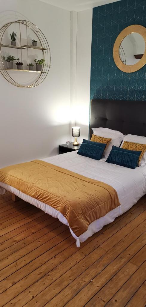 Logis Hotel La Tourelle du Beffroi photo 4