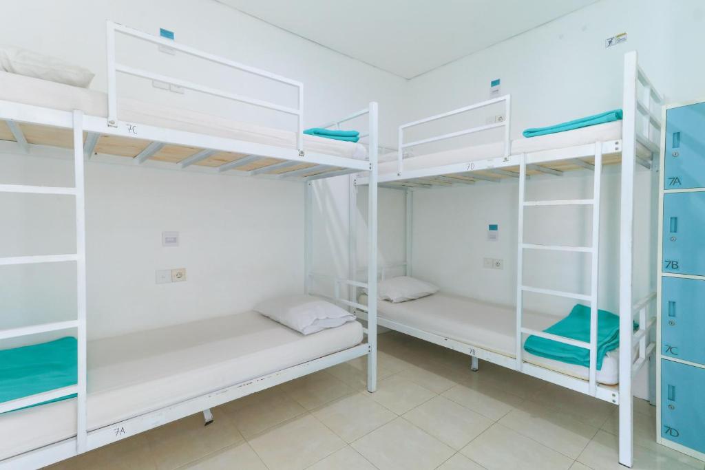 Номер (Кровать в общем 4-местном номере для мужчин и женщин), The Ruum Hostel Canggu