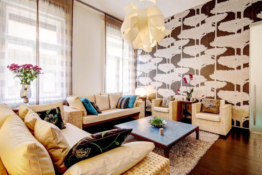 Апартаменты (Апартаменты Делюкс с 3 спальнями 1 - улица Paulay Ede, 6 район), Central Stylish Apartments