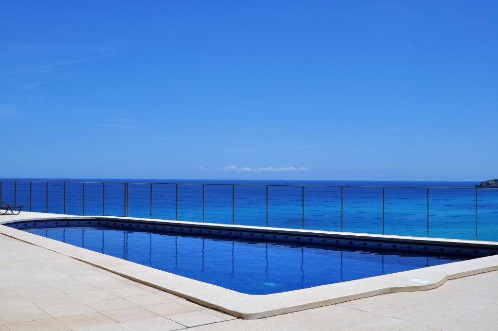 VILLA AUREA-Cala Mesquida- Primera linea de Mar photo 1