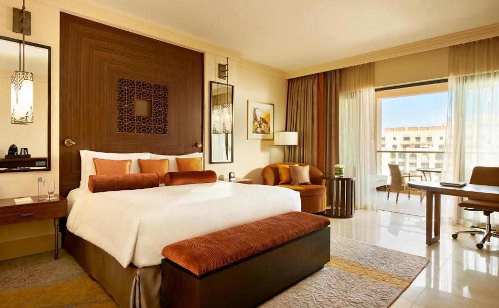 Семейный (Семейный номер «Гранд» Fairmont - Вид на город), Курортный отель Fairmont The Palm