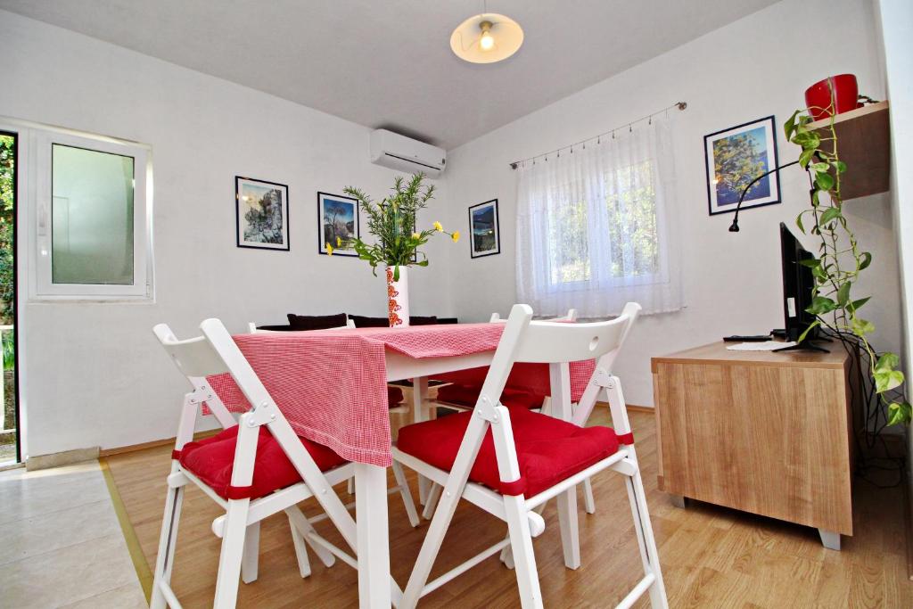 Apartments Nodilo photo 1