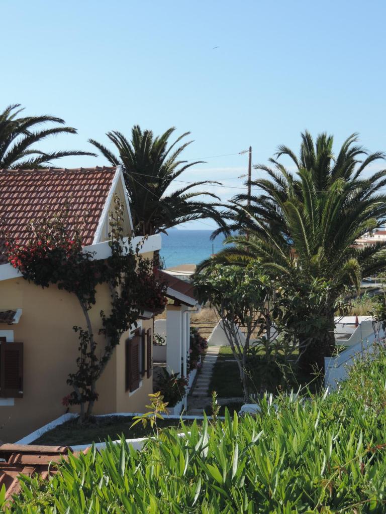 APARTMENTS PELI-MARIA photo 2