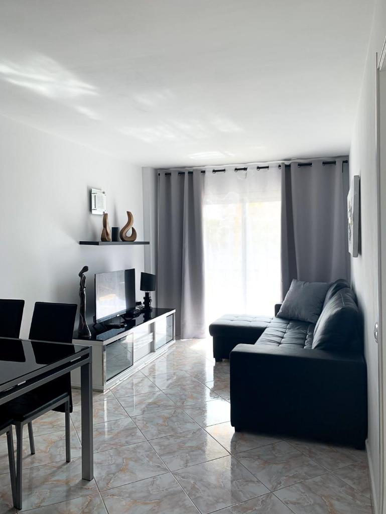 Apartment El Dorado, Las Americas - Tap to explore photos