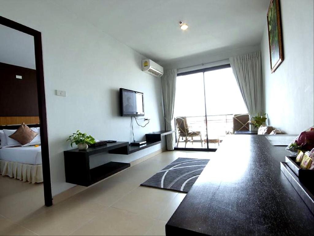 Двухместный (Полулюкс), Отель Vogue Pattaya