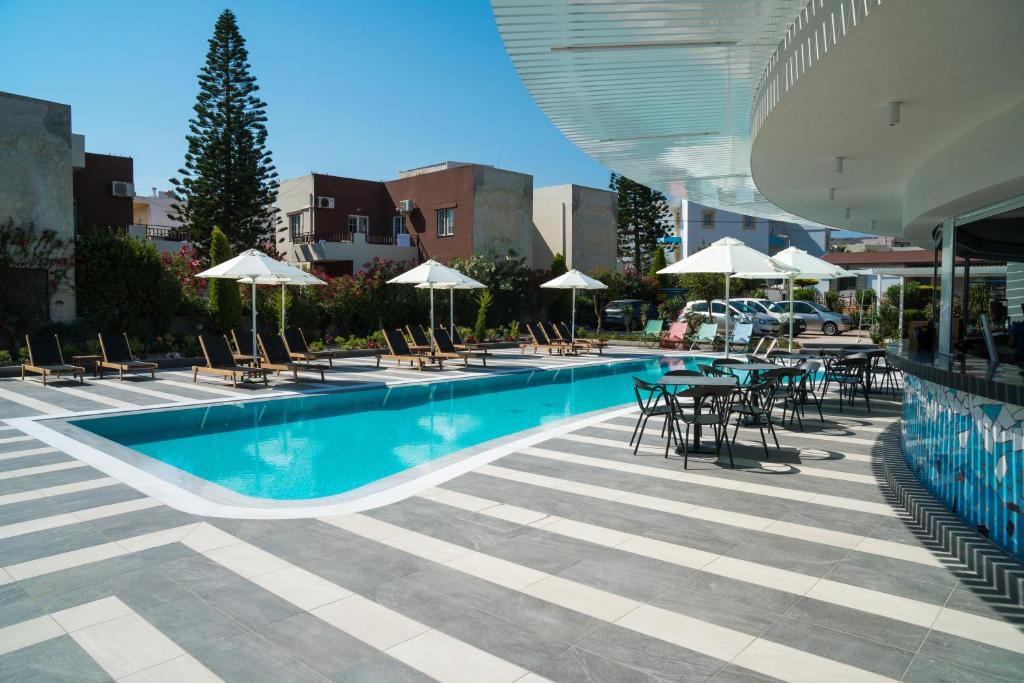 Evdokia Suites photo 2
