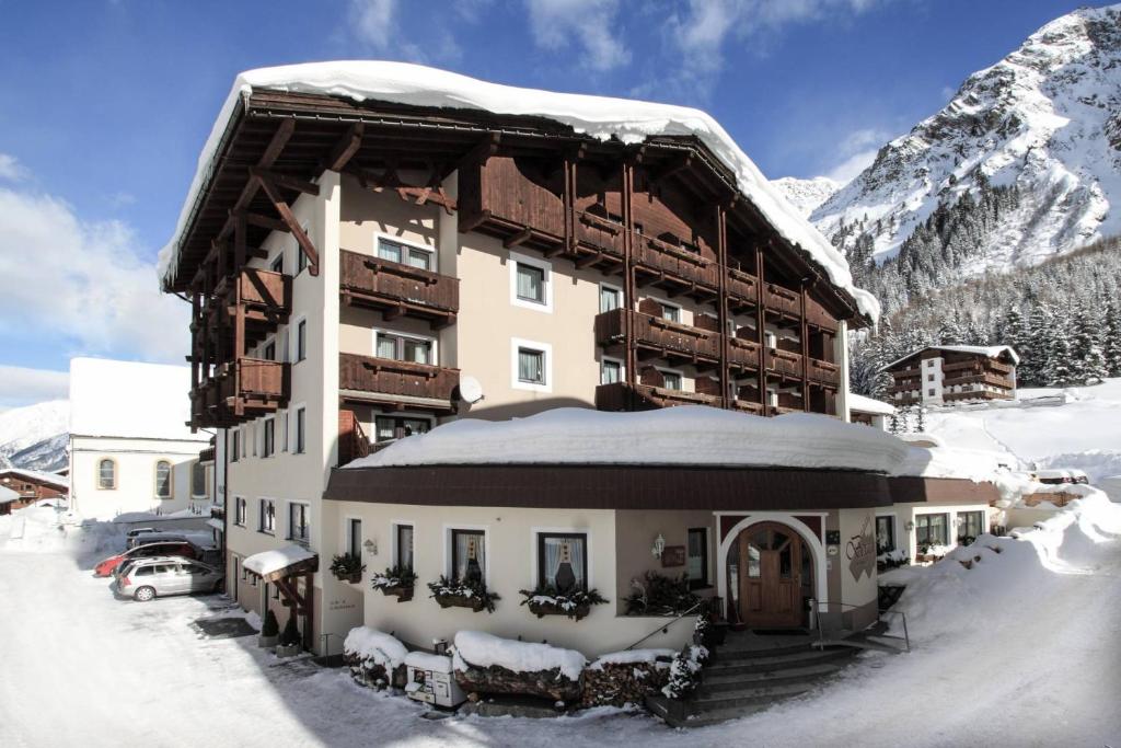 Hotel Bergland Superior photo 1