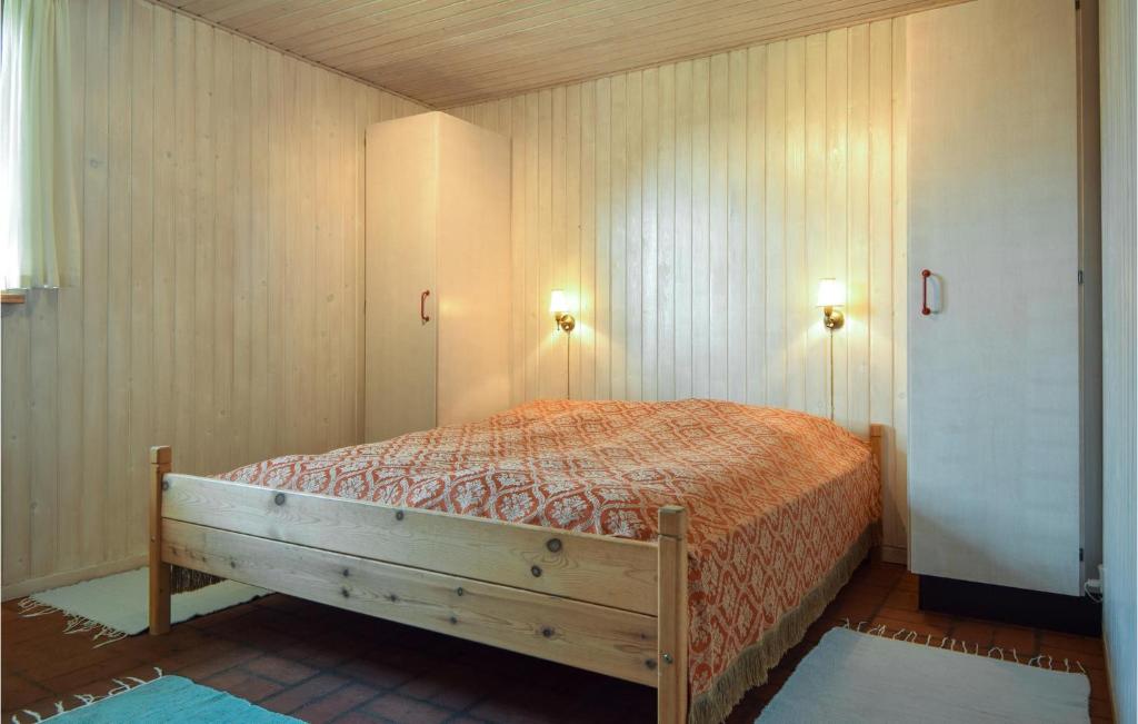 Beautiful Home In Brenderup Fyn With 3 Bedrooms, Sauna And Wifi photo 3