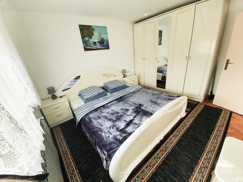 Apartman Goran - 130m Radiochirurgia photo 2