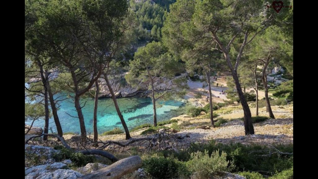 Villa la Grande Bastide piscine et tennis collectif - Tap to explore photos